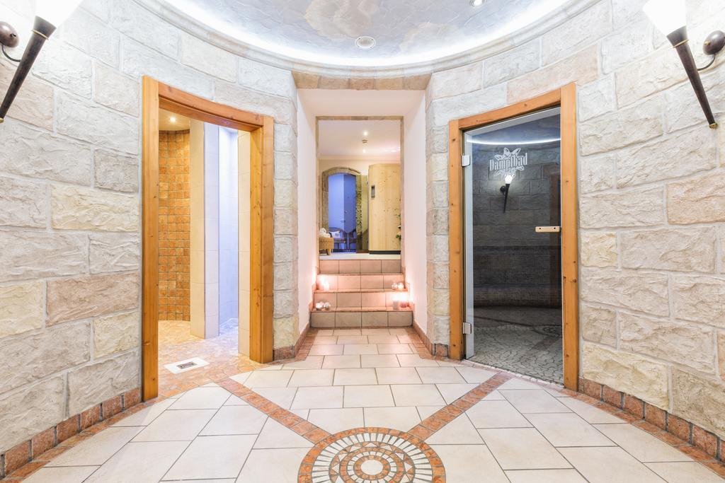 Apparthotel AlpenChalet Neukirchen am Großvenediger Buitenkant foto